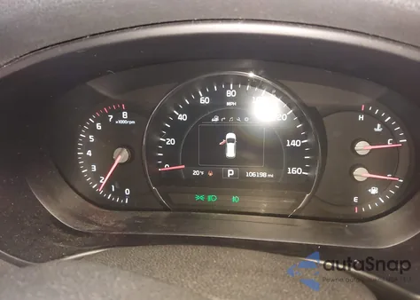 2017 Kia Sorento 3.3L Sx z USA, uszkodzony, nr VIN 5XYPKDA51HG262917